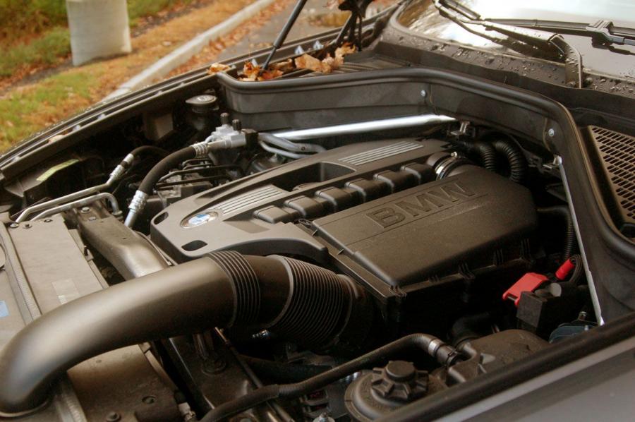 BMW X6 XDrive 3.5i 2008 года  (фото 13 из 44)